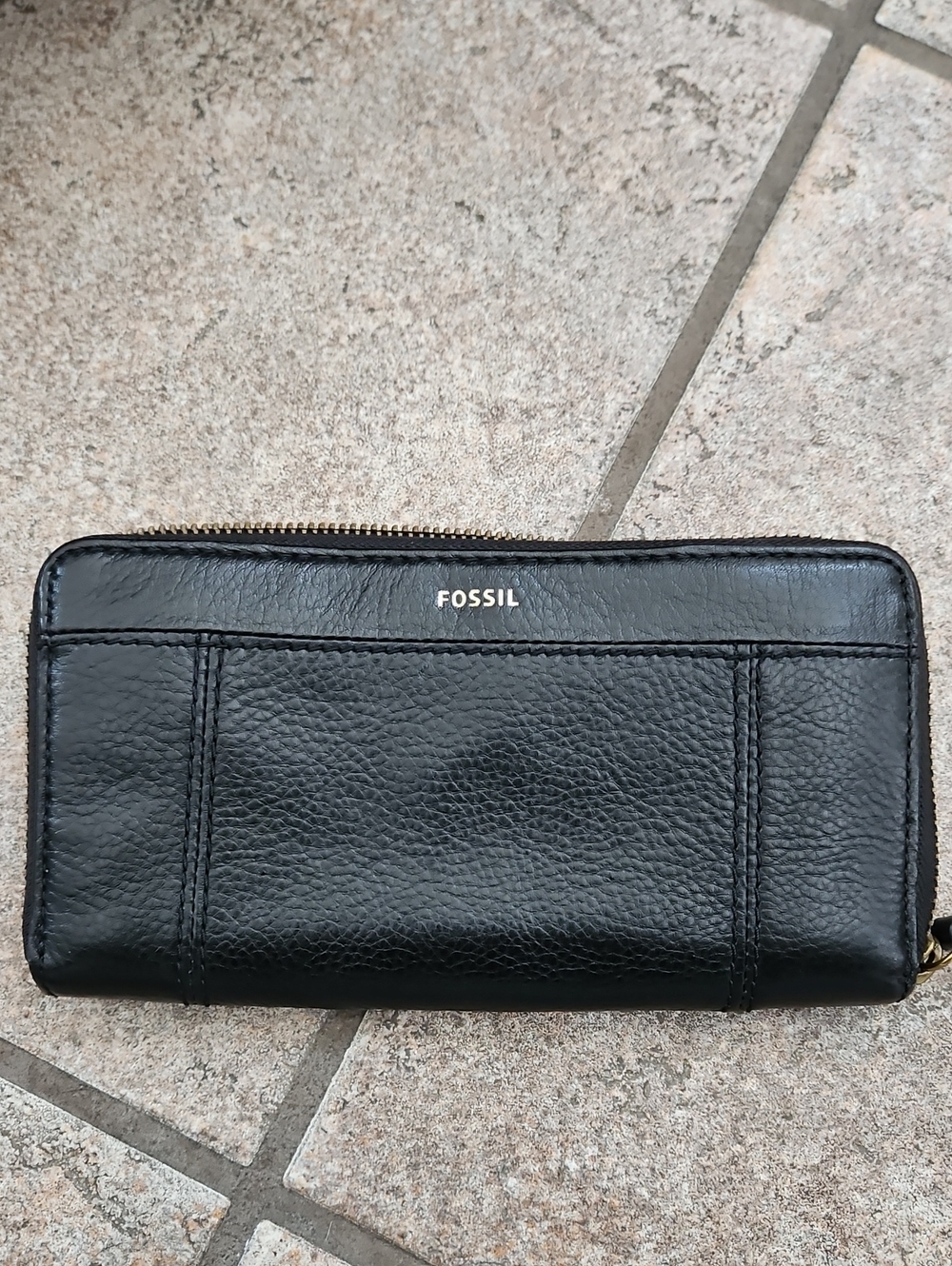 Fossil Black Leather Zip-Around Wallet